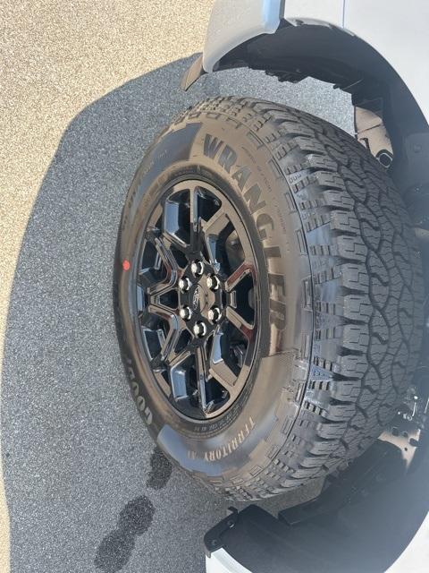 new 2025 Ford F-150 car, priced at $56,113