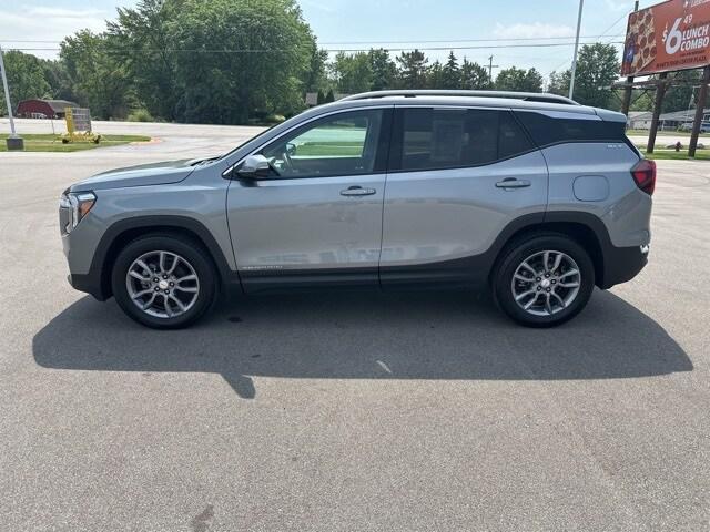 used 2024 GMC Terrain car, priced at $24,347