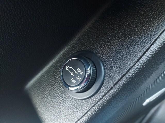 used 2022 Chevrolet Traverse car, priced at $32,014