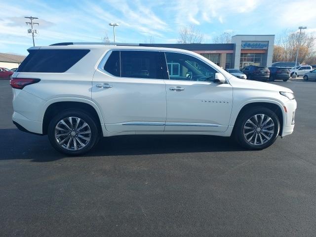 used 2022 Chevrolet Traverse car, priced at $32,014