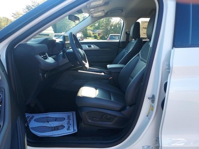 new 2025 Ford Explorer car, priced at $46,205