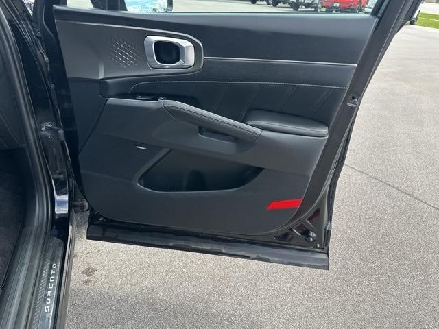 used 2023 Kia Sorento car, priced at $32,573
