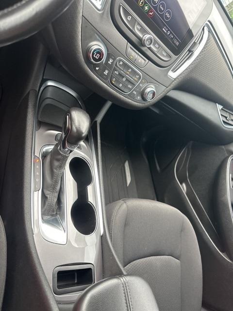 used 2021 Chevrolet Malibu car, priced at $18,326