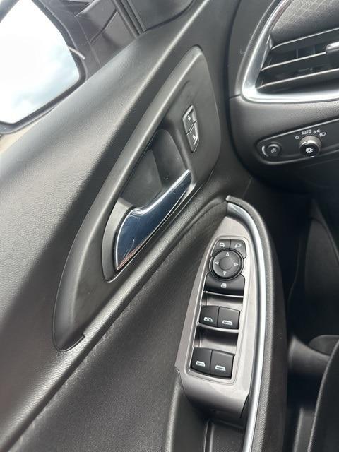 used 2021 Chevrolet Malibu car, priced at $18,326
