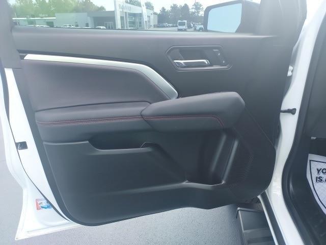 used 2024 Chevrolet Colorado car, priced at $38,612