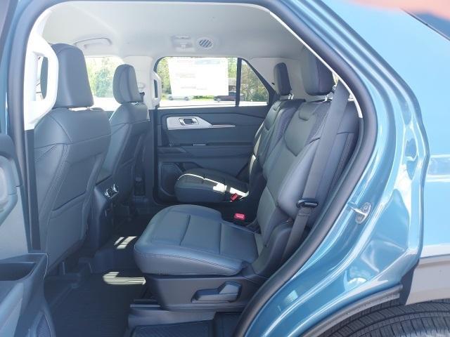 new 2025 Ford Explorer car, priced at $46,046