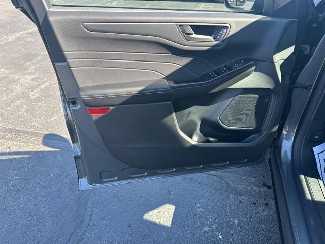 new 2025 Ford Escape car, priced at $32,187
