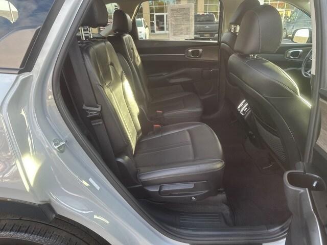 used 2023 Kia Sorento car, priced at $28,961