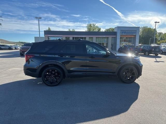 used 2022 Ford Explorer car, priced at $34,976