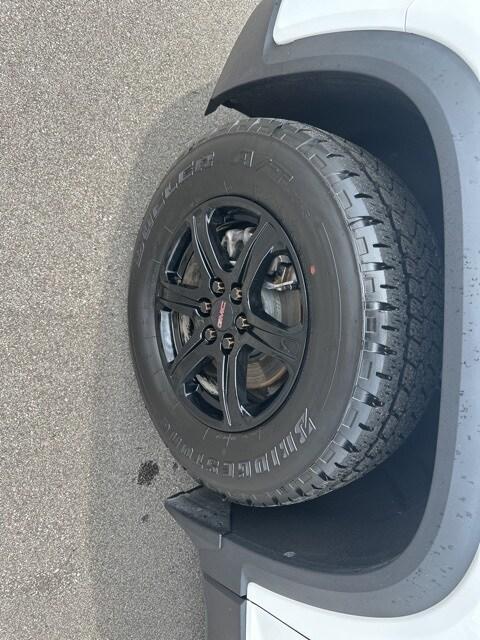 used 2023 GMC Acadia car, priced at $31,976