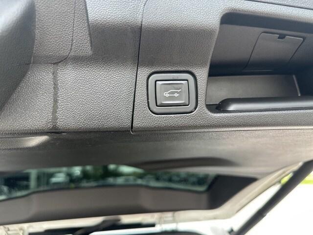 used 2023 GMC Acadia car, priced at $31,976