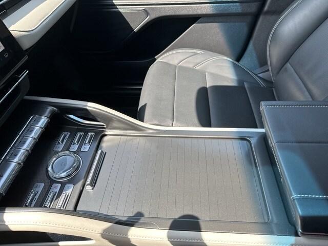 used 2024 Lincoln Nautilus car, priced at $48,590