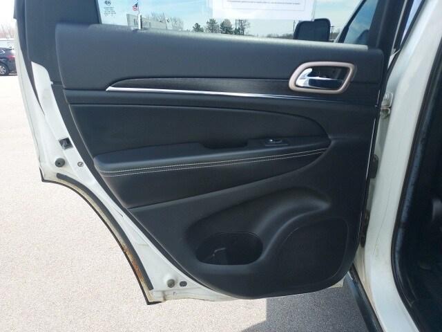 used 2014 Jeep Grand Cherokee car, priced at $9,654