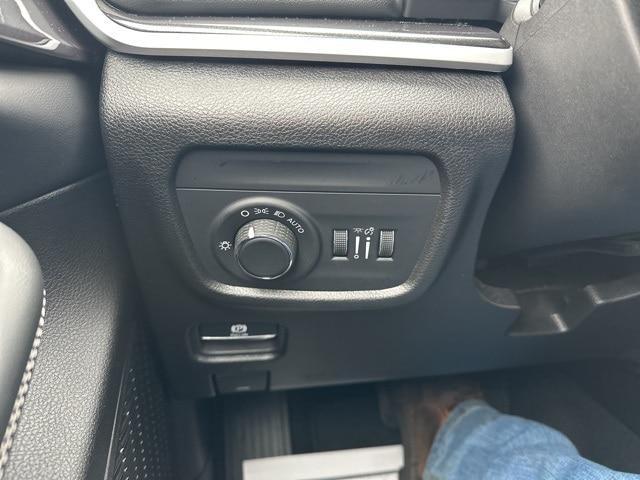 used 2023 Jeep Grand Cherokee L car, priced at $30,970
