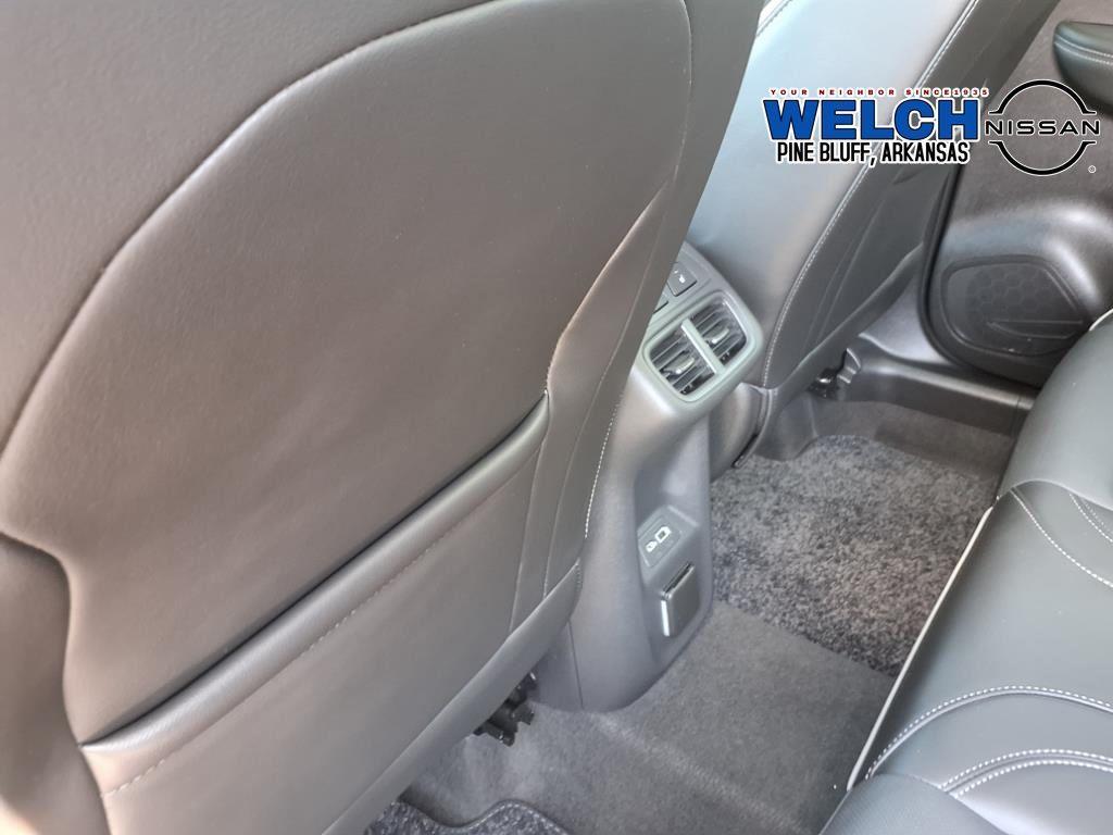 used 2023 Buick Envision car, priced at $32,336
