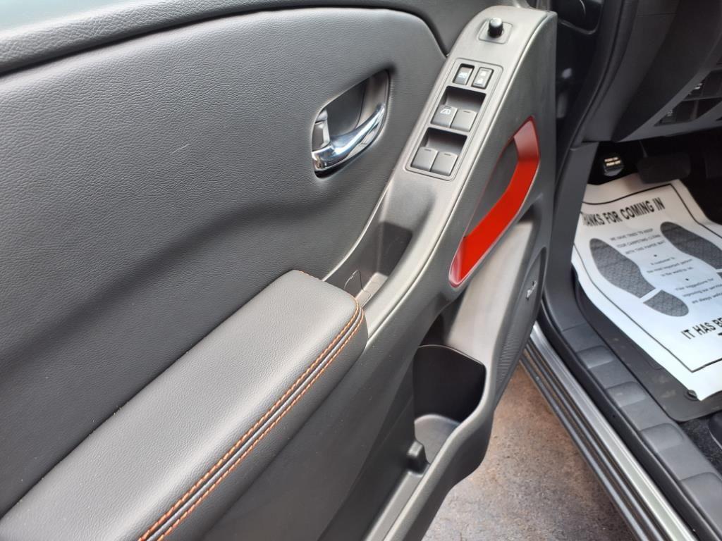 new 2025 Nissan Frontier car, priced at $39,854