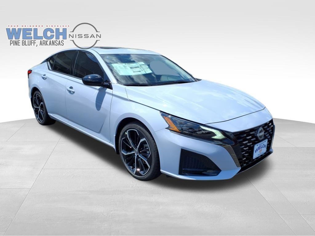 new 2025 Nissan Altima car, priced at $36,774