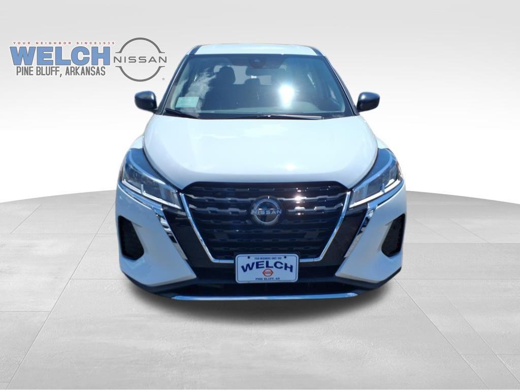 new 2025 Nissan Kicks Play car, priced at $24,349