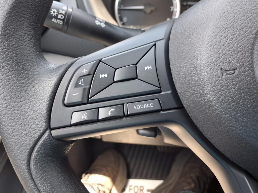 new 2025 Nissan Kicks Play car, priced at $24,349