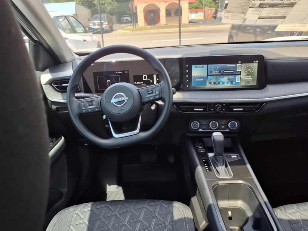 new 2025 Nissan Kicks car, priced at $29,209