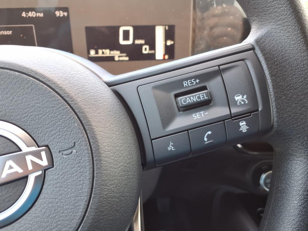 new 2025 Nissan Kicks car, priced at $29,209