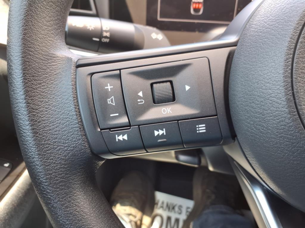 new 2025 Nissan Kicks car, priced at $29,209