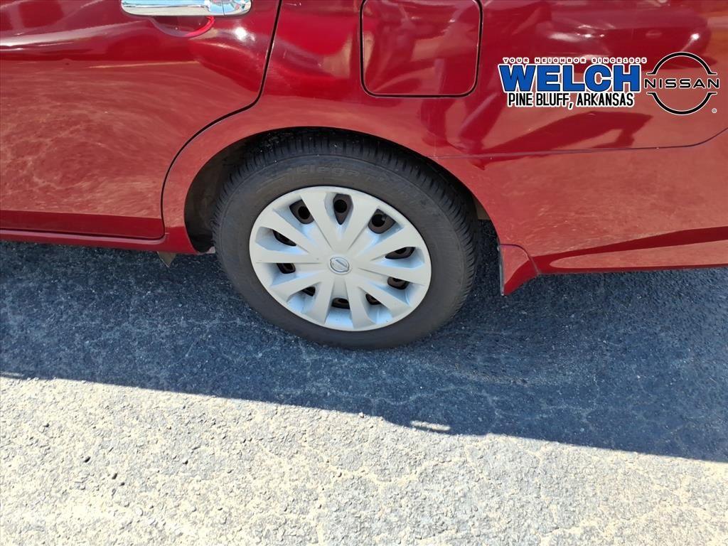 used 2015 Nissan Versa car