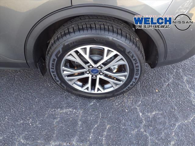 used 2022 Ford Escape car, priced at $24,995
