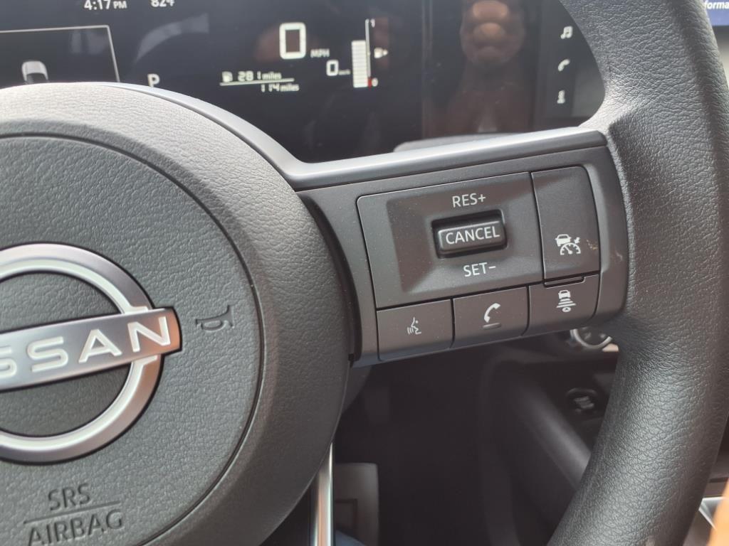 new 2025 Nissan Kicks car, priced at $29,294