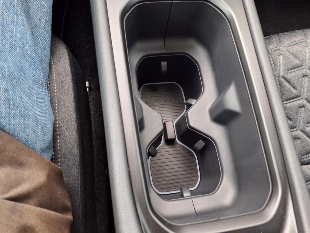 new 2025 Nissan Kicks car, priced at $29,294