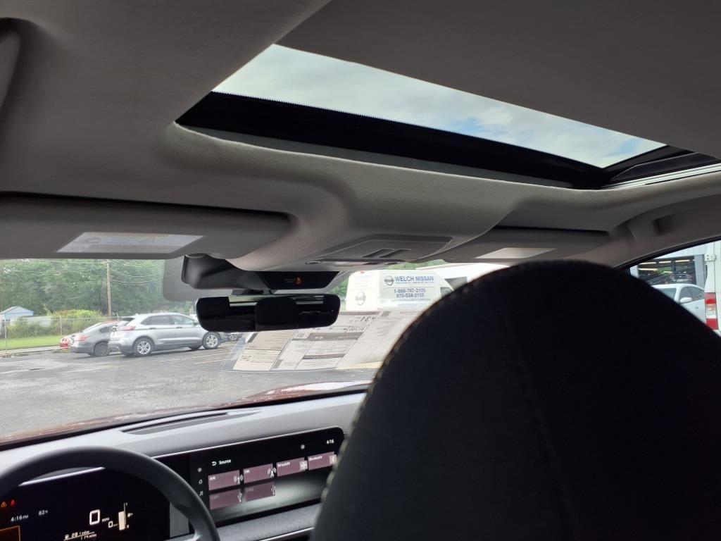 new 2025 Nissan Kicks car, priced at $29,294