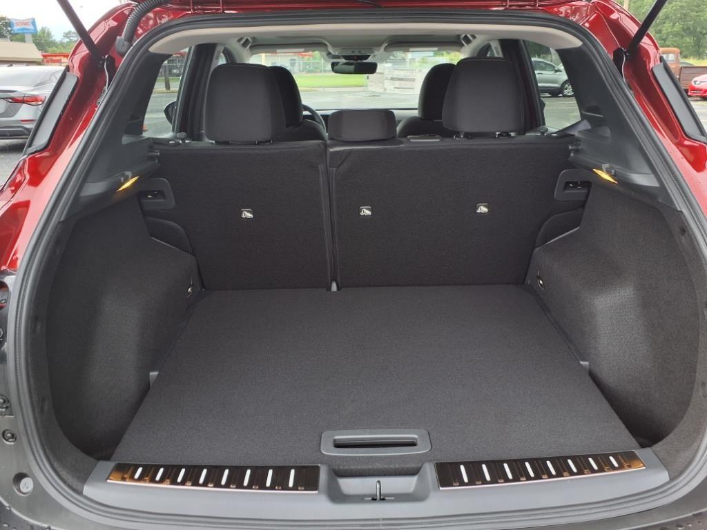 new 2025 Nissan Kicks car, priced at $29,294