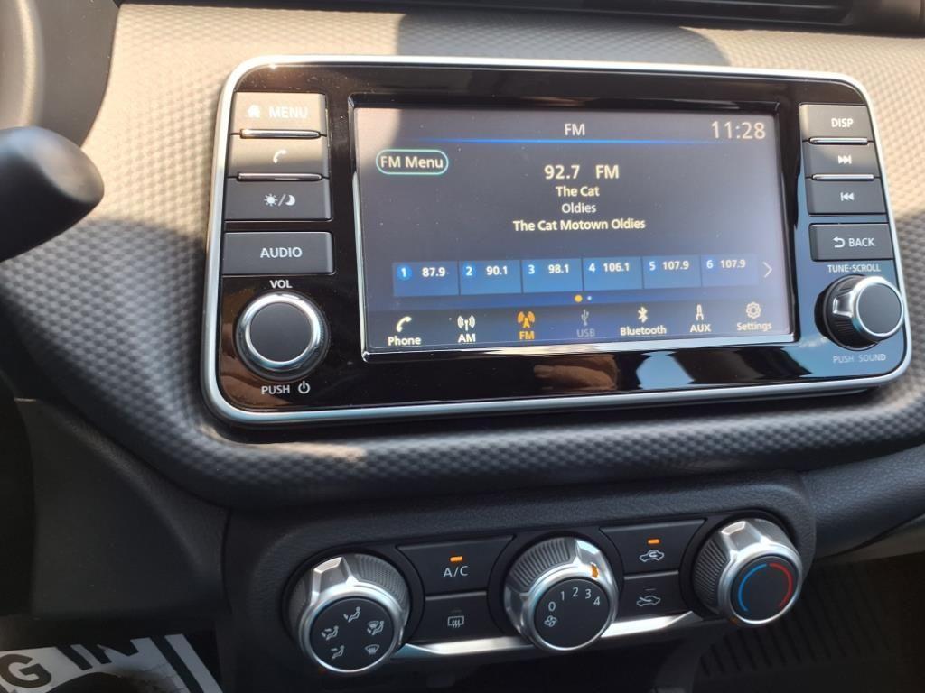 new 2025 Nissan Kicks Play car, priced at $23,754