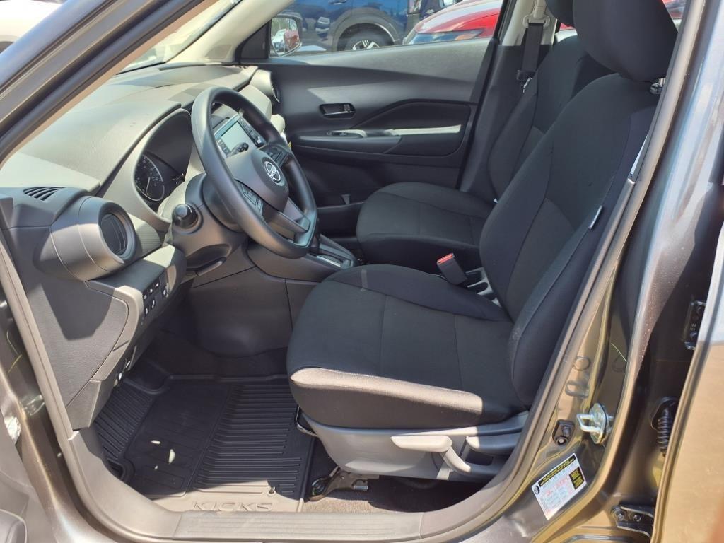 new 2025 Nissan Kicks Play car, priced at $23,754