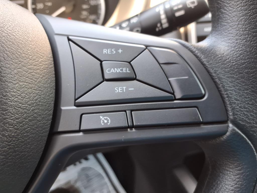 new 2025 Nissan Kicks Play car, priced at $23,754
