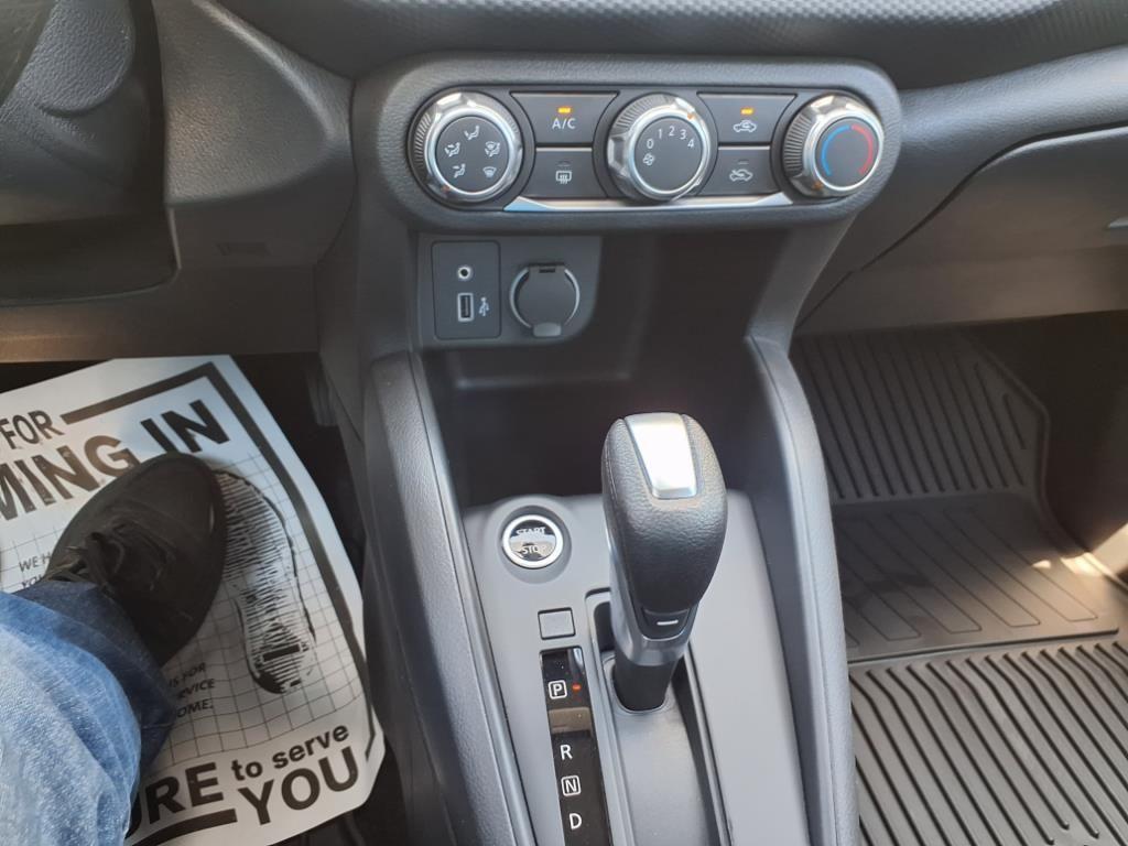 new 2025 Nissan Kicks Play car, priced at $23,754