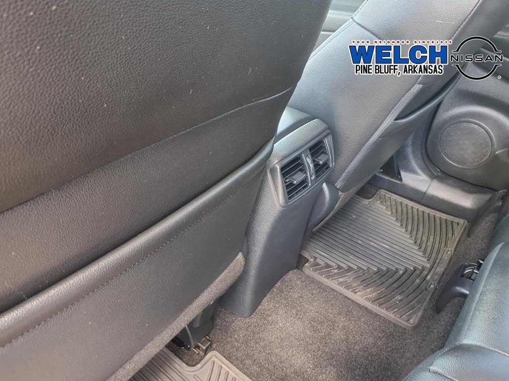used 2019 Nissan Rogue car, priced at $19,997