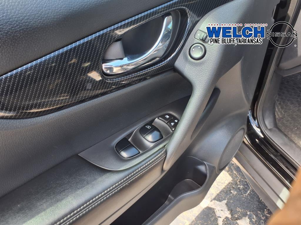 used 2019 Nissan Rogue car, priced at $19,997