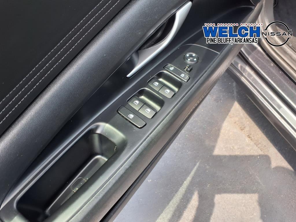 used 2021 Hyundai Elantra car, priced at $17,949