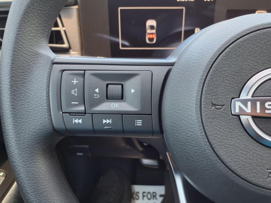 new 2025 Nissan Kicks car, priced at $28,389