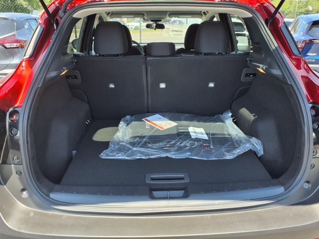 new 2025 Nissan Kicks car, priced at $28,389