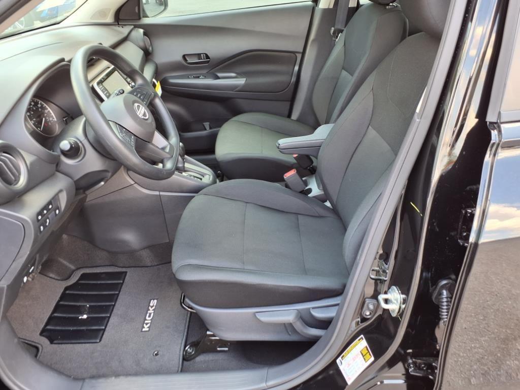 new 2025 Nissan Kicks Play car, priced at $24,349