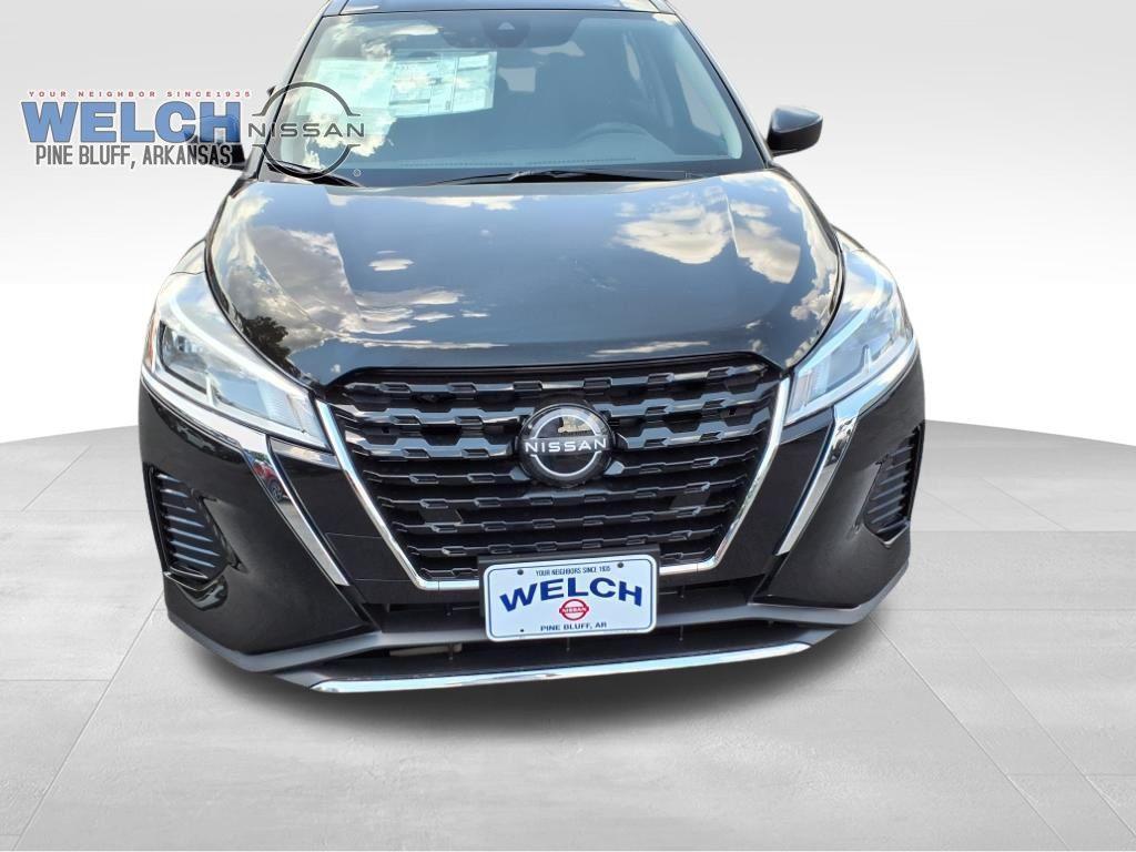 new 2025 Nissan Kicks Play car, priced at $24,349