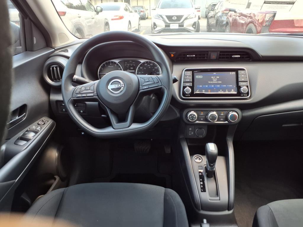 new 2025 Nissan Kicks Play car, priced at $24,349
