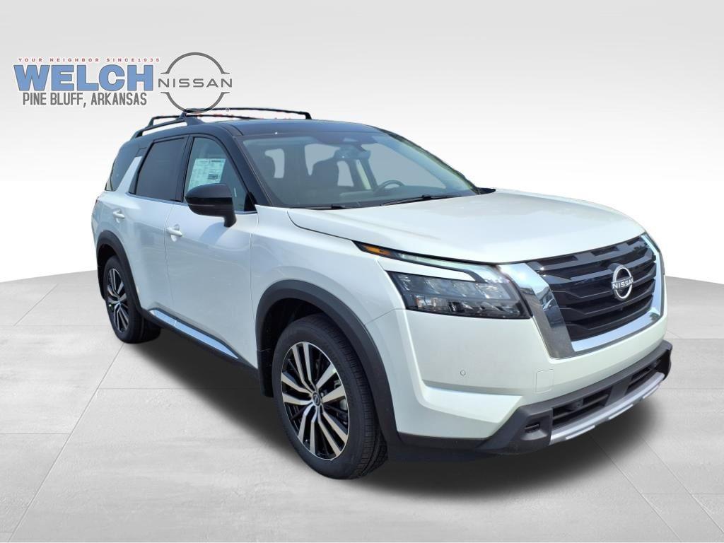 new 2025 Nissan Pathfinder car, priced at $55,034