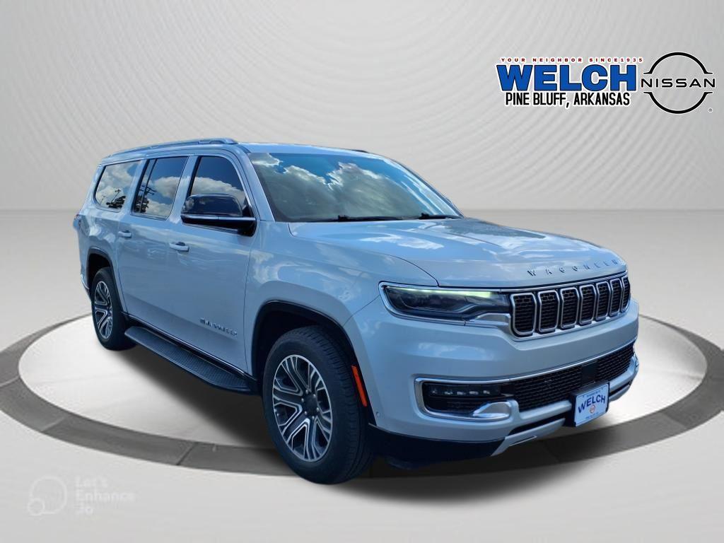 used 2023 Jeep Wagoneer L car