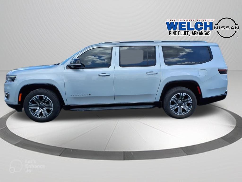 used 2023 Jeep Wagoneer L car
