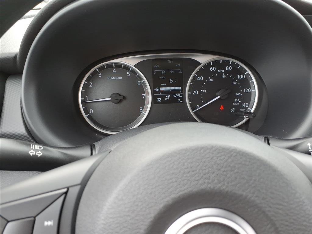 new 2025 Nissan Kicks Play car, priced at $24,454