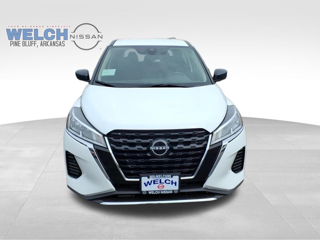 new 2025 Nissan Kicks Play car, priced at $24,454
