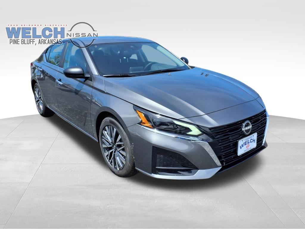 new 2025 Nissan Altima car, priced at $31,549